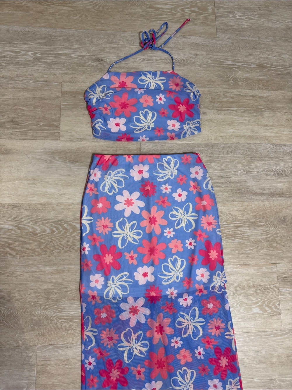 Le Lis Two Piece Tropical Set